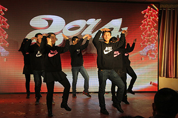 年會(huì)節(jié)目